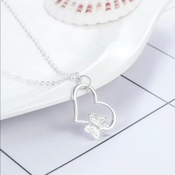 Jewelry - Silver Dainty Heart butterfly Necklace